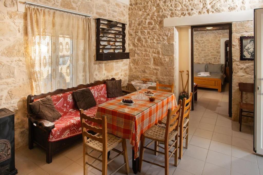 Apartament Petra Vori House Zewnętrze zdjęcie